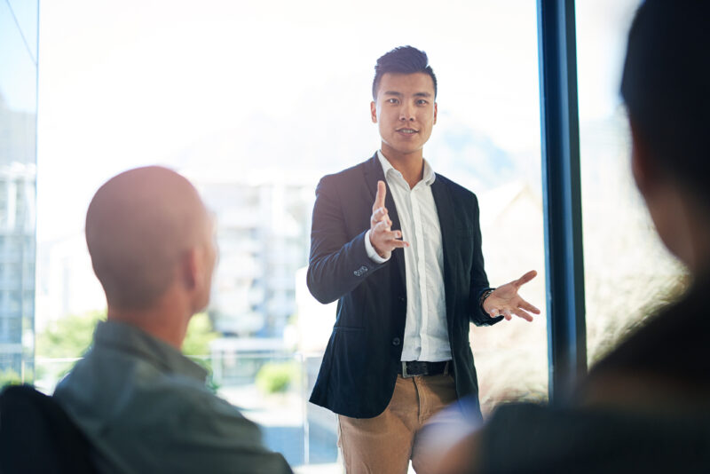 タイで人がついてくるリーダー02