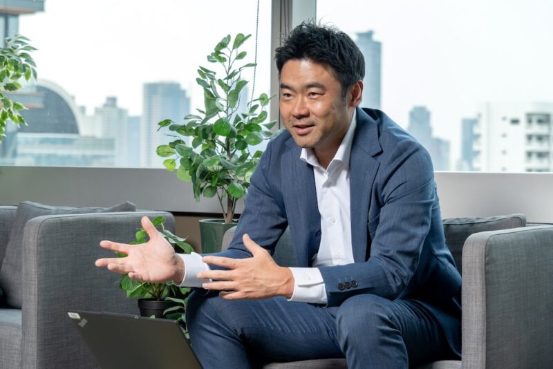 AI時代のいま、なぜタイで「名刺管理」が必要なのか 〜「それ、早く言ってよ」と言わせない、売上を最大化する「接点情報」の活用術